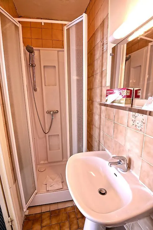 Hotell De La Vallee